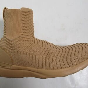 APL Men's Techloom Chelsea Sneaker Tan 1022XC Size 9.5 US M / 8.5 UK / 42.5 EU